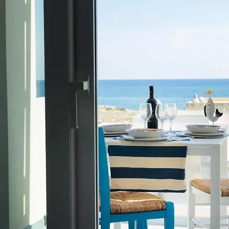La Vela Apartment *